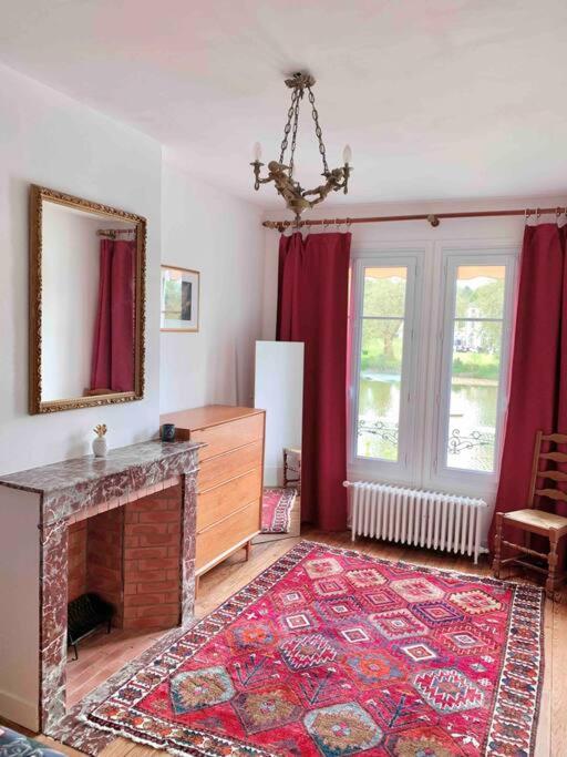 Maison De Charme Avec Vue Sur Chateau بيرّفوندس المظهر الخارجي الصورة